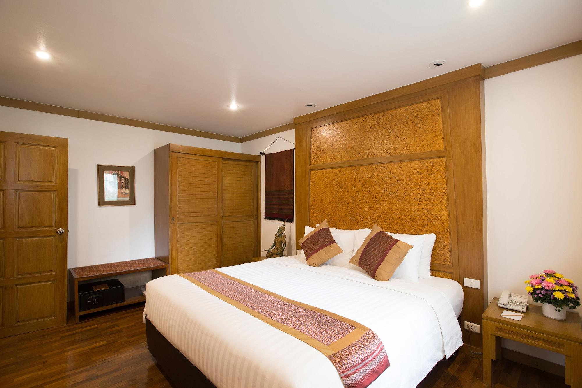 The Tarntawan Hotel Surawong Bangkok Esterno foto