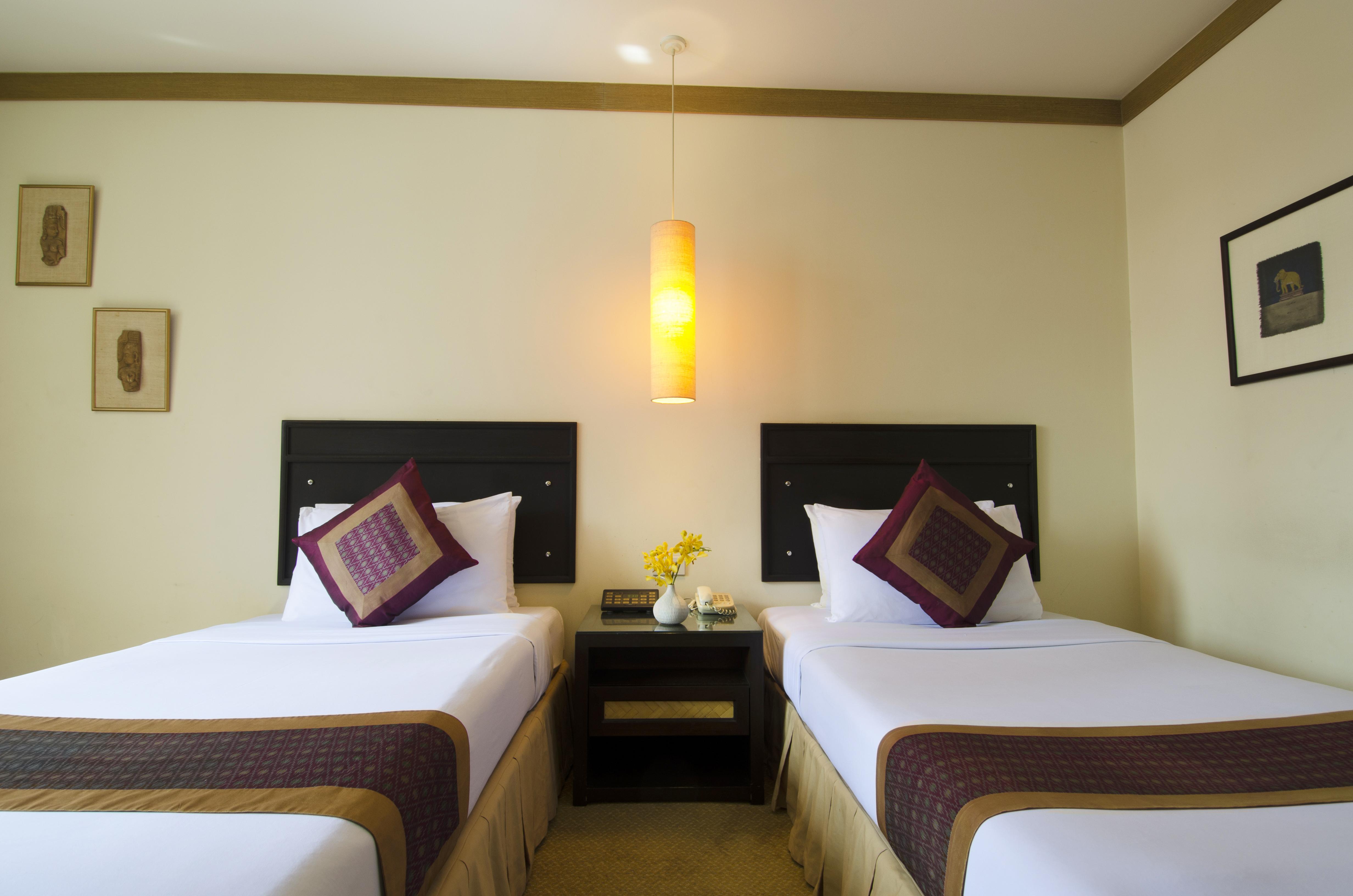 The Tarntawan Hotel Surawong Bangkok Esterno foto